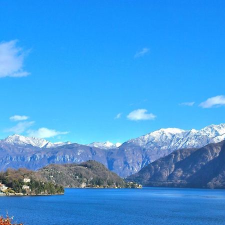 Apartment With Lake View ซาลา โคมาชีนา ภายนอก รูปภาพ